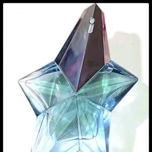 Angel perfume by Mugler
